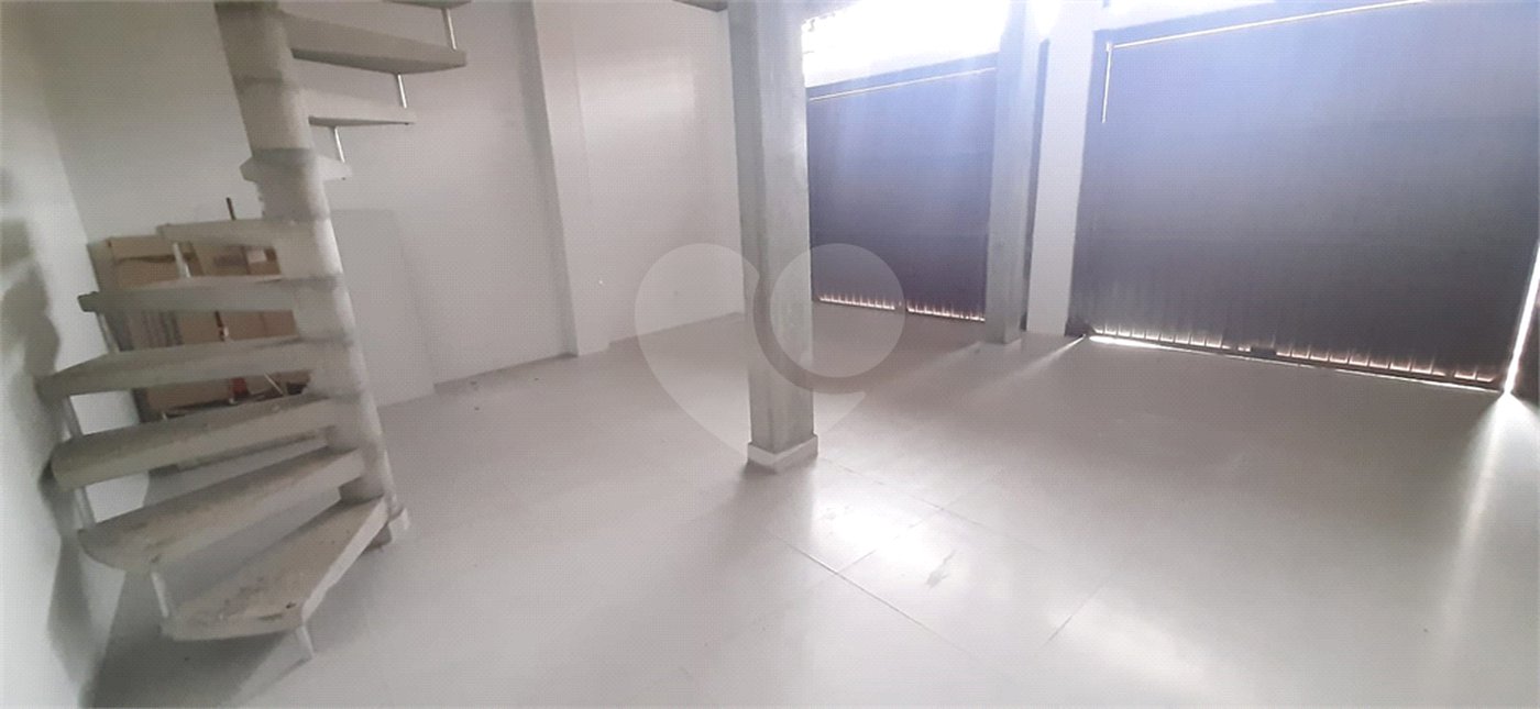 Sobrado à venda com 4 quartos, sendo 2 suítes, em Barro Branco (zona Norte), São Paulo, SP