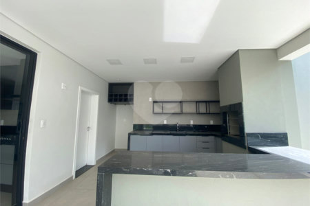 Casa à venda com 4 suítes no condomínio Alphaville Nova Esplanada 3, Votorantim - SP