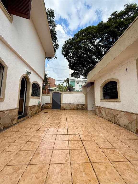 Sobrado à venda com 4 quartos, sendo 3 suítes, em Palmas do Tremembé, São Paulo, SP