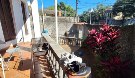 Casa à venda com 3 quartos, sendo 1 suíte,  em Jardim Marisa, São Paulo, SP