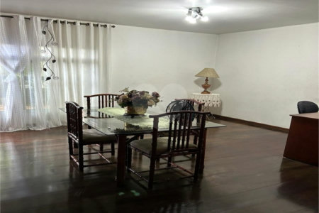 Casa à venda com 3 suítes em Jardim Colombo, São Paulo, SP