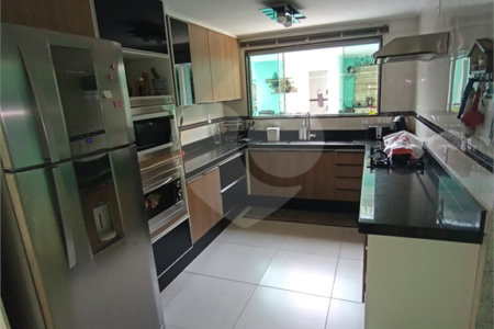 Casa à venda com 3 suítes no condomínio Mansões da Prata, Rio de Janeiro - RJ