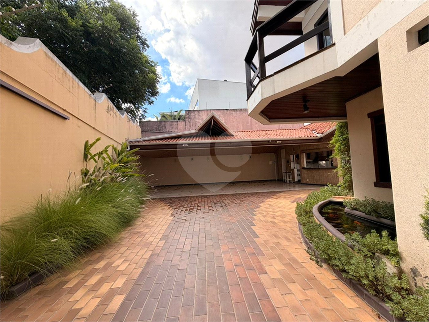 Sobrado à venda ou para alugar com 5 quartos, sendo 1 suíte, em Jardim Eltonville, Sorocaba, SP
