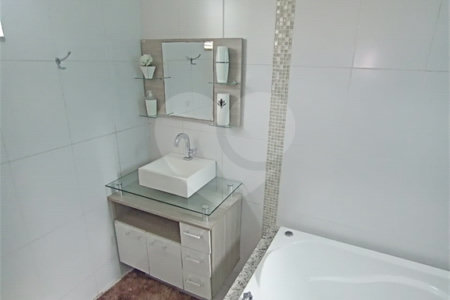 Casa à venda com 4 quartos, sendo 3 suítes, em Campo Grande, Rio de Janeiro, RJ