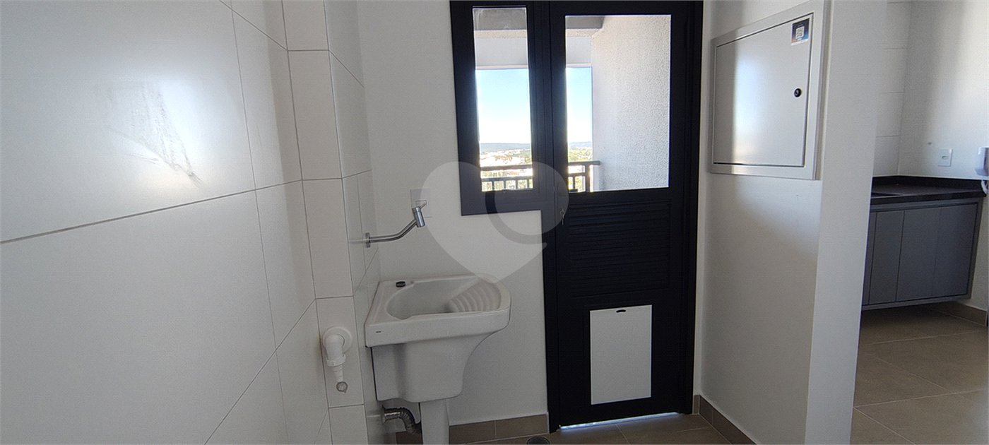 Apartamento à venda com 2 suítes em Parque Campolim, Sorocaba, SP