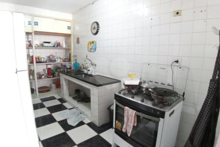 Casa à venda com 4 quartos, sendo 2 suítes, em Jardim São Paulo(zona Norte), São Paulo, SP