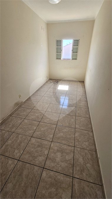 Sobrado para alugar com 3 quartos, sendo 1 suíte, em Jardim do Valle II, Indaiatuba, SP
