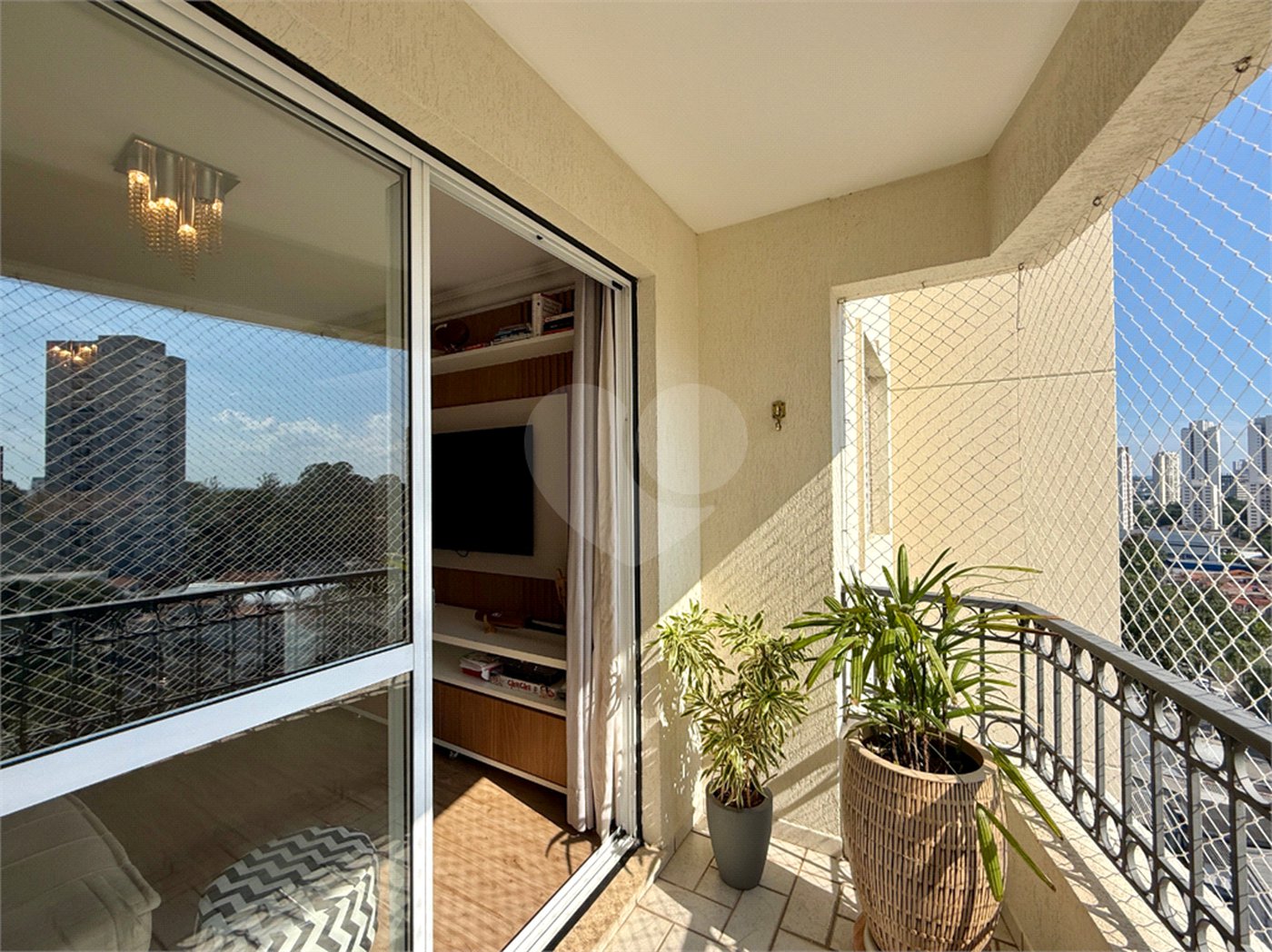 Apartamento à venda com 3 quartos, sendo 1 suíte, em Jardim Marajoara, São Paulo, SP
