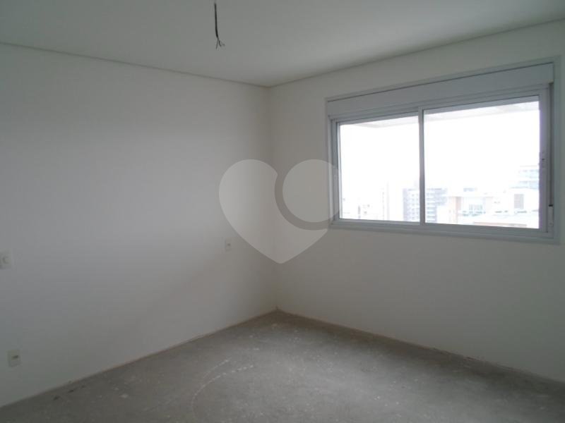 Apartamento à venda com 4 suítes em Campo Belo, São Paulo, SP