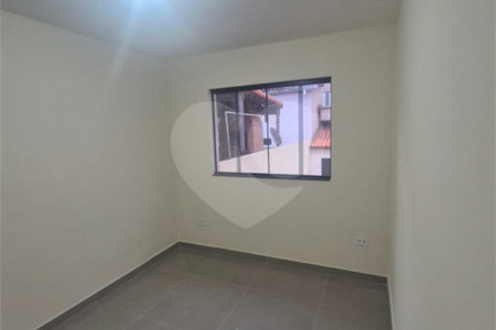 Casa à venda com 2 quartos, sendo 1 suíte,  em Vila Maricy, Guarulhos, SP