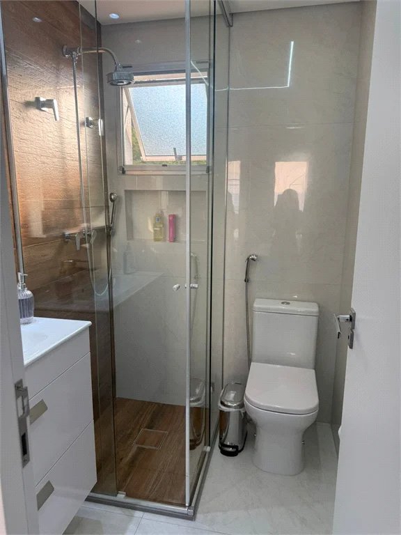 Casa à venda com 3 quartos, sendo 1 suíte, no condomínio Villas de São Francisco, São Paulo - SP