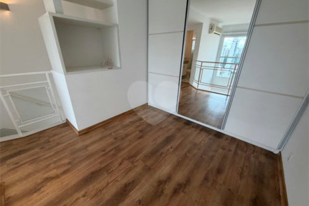 Duplex à venda ou para alugar com 1 suíte em Vila Nova Conceição, São Paulo, SP