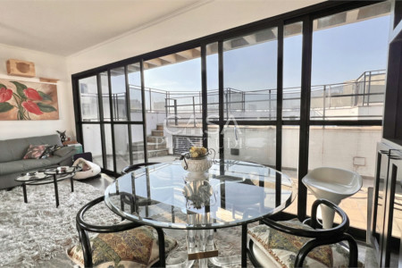 Apartamento à venda com 4 quartos, sendo 1 suíte,  em Vila Mariana, São Paulo, SP