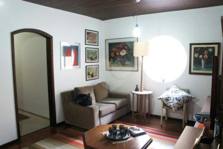 Casa Térrea à venda com 4 suítes em Jardim Cordeiro, São Paulo, SP