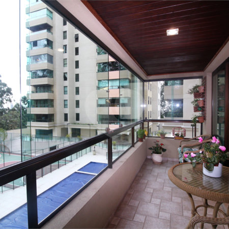 Apartamento à venda com 4 quartos, sendo 2 suítes, em Morumbi, São Paulo, SP