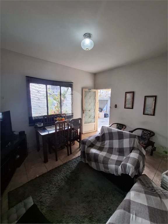 Casa à venda com 2 quartos, sendo 1 suíte, no condomínio Itatitara 999, Rio de Janeiro - RJ