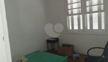 Casa à venda com 7 quartos, sendo 1 suíte,  em Santana, São Paulo, SP