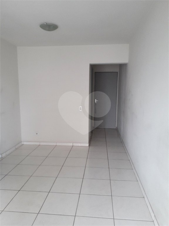 Apartamento à venda com 3 quartos em Vila Suzana, São Paulo, SP