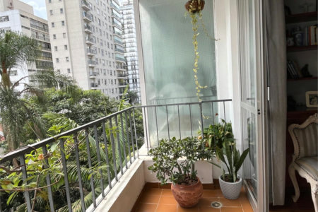 Apartamento à venda com 3 quartos, sendo 1 suíte, em Jardim Paulista, São Paulo, SP
