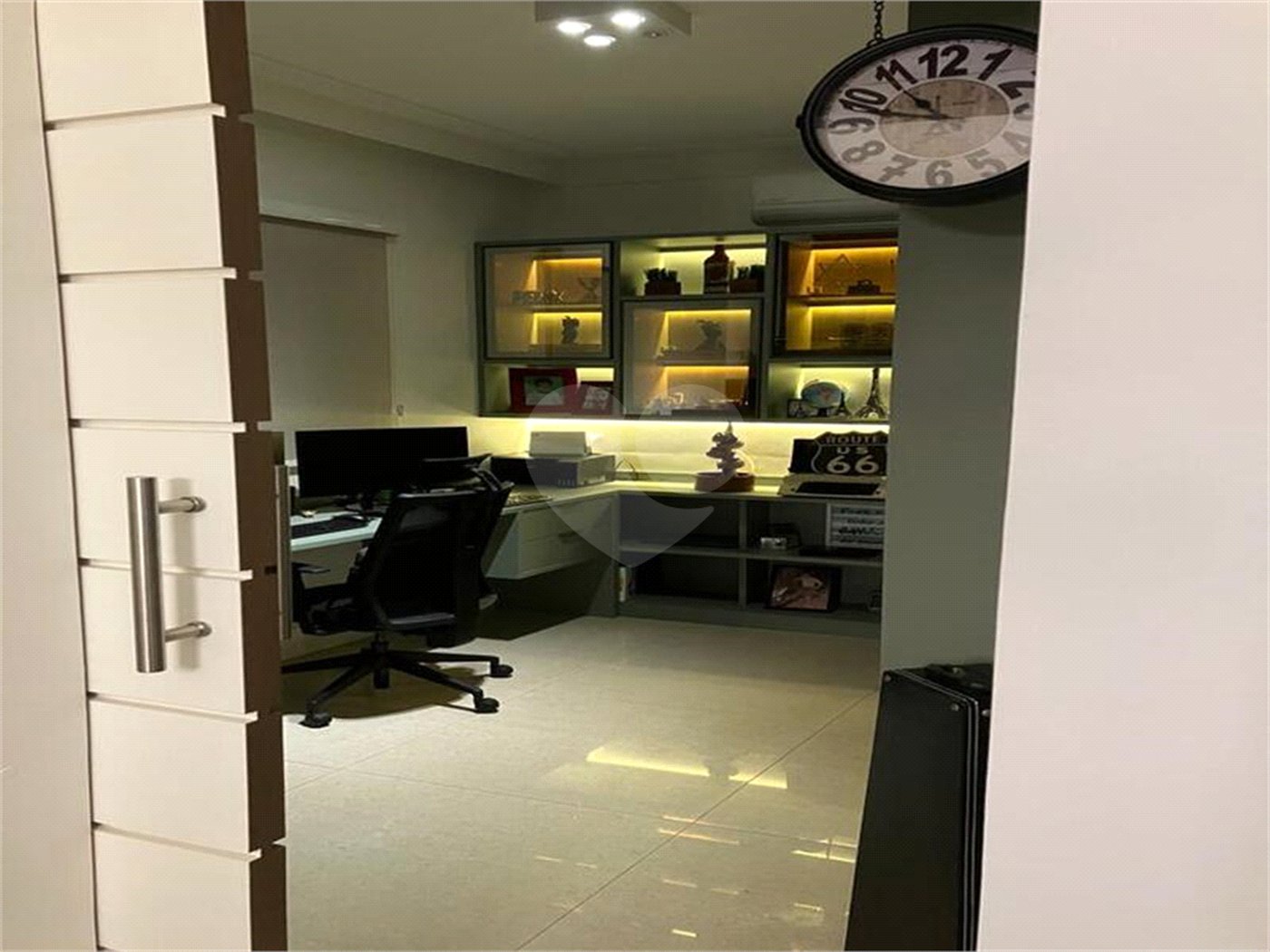 Casa à venda com 3 suítes no condomínio Maison Blanche, Indaiatuba - SP