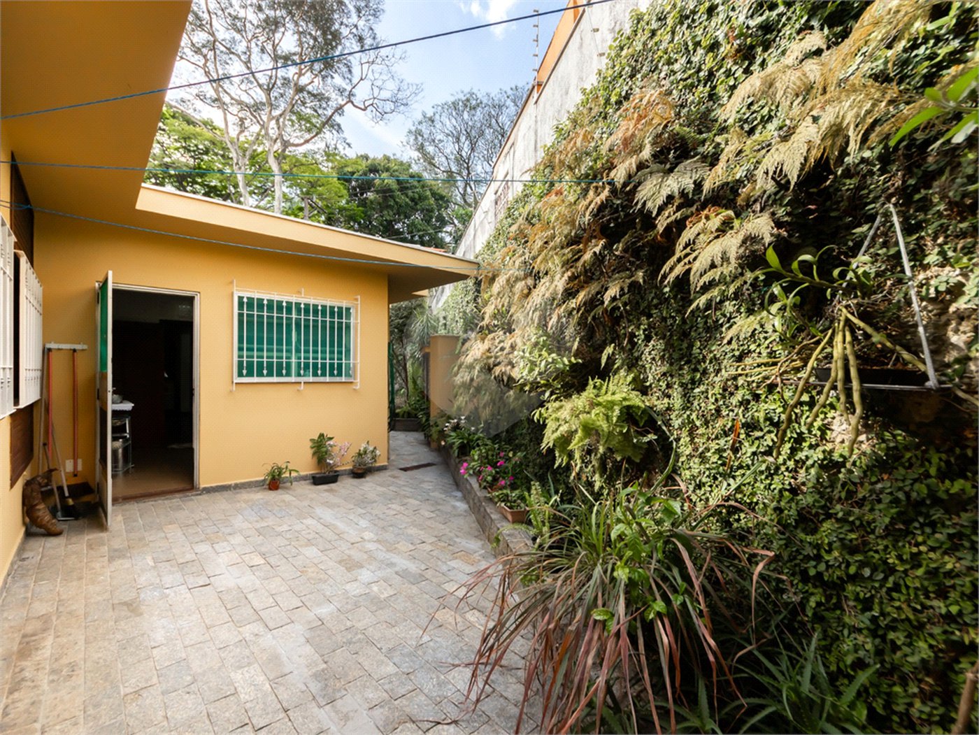 Sobrado à venda com 3 quartos, sendo 1 suíte, em Jardim Prudência, São Paulo, SP
