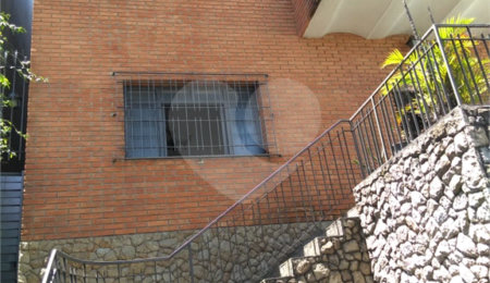 Sobrado à venda com 4 quartos, sendo 1 suíte,  em Santana, São Paulo, SP