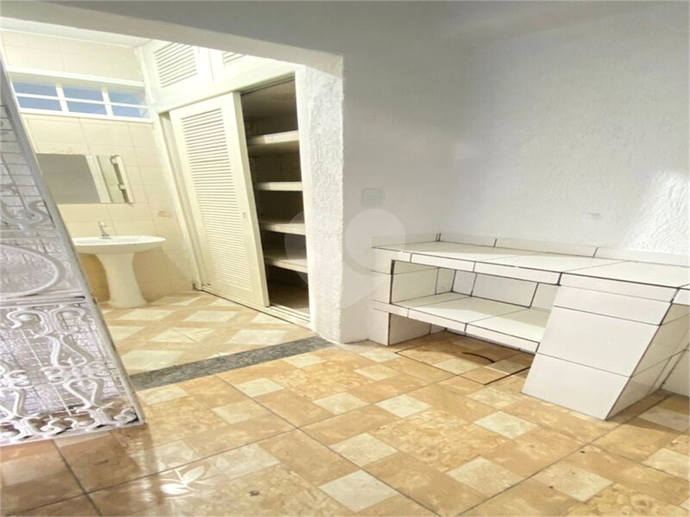 Sobrado à venda com 3 quartos, sendo 2 suítes,  em Parque Terra Nova, São Bernardo do Campo, SP