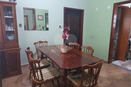 Chácara à venda com 3 quartos, sendo 2 suítes,  em Estância San Remo, Atibaia, SP