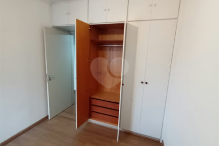 Apartamento á venda 3 dormitórios Vila Andrade, São Paulo - SP