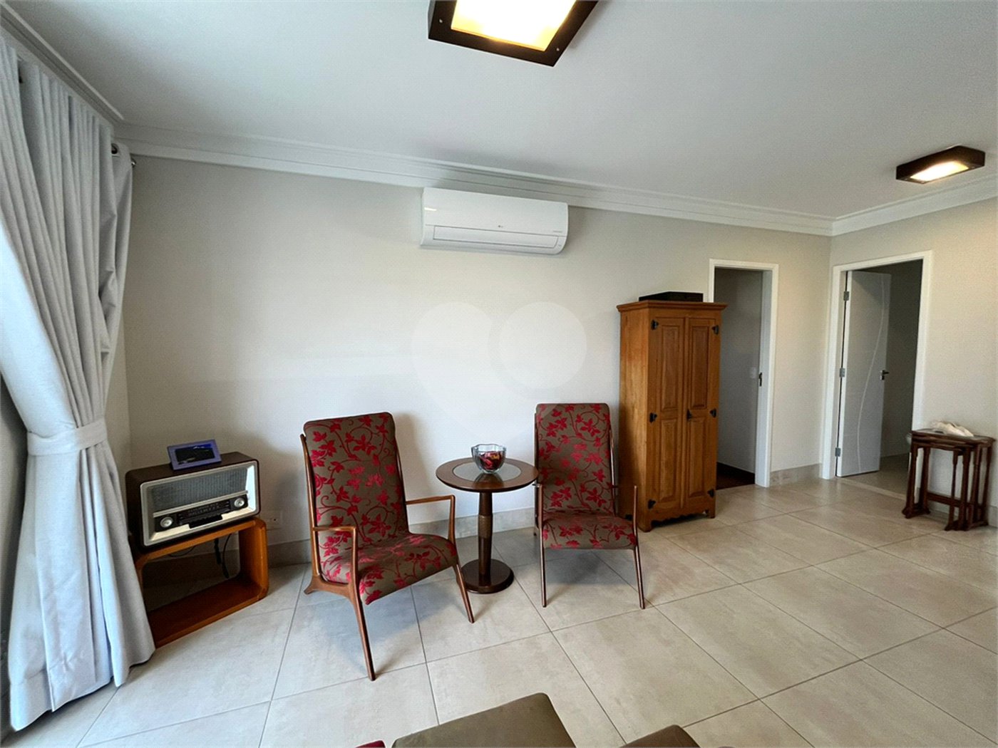Apartamento à venda com 4 quartos, sendo 3 suítes, em Cambuci, São Paulo, SP