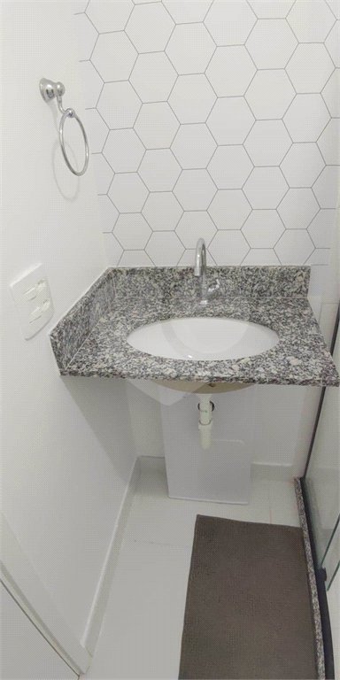 Apartamento tipo Studio em frente ao Metrô Brás - Centro - São Paulo - SP