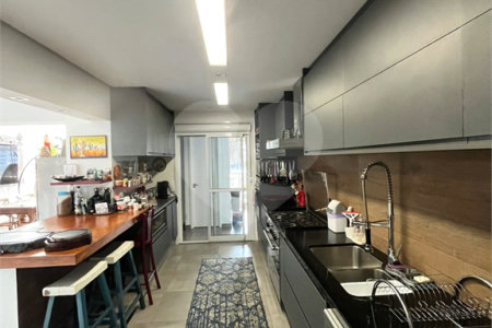 Apartamento à venda com 3 suítes em Vila Andrade, São Paulo, SP