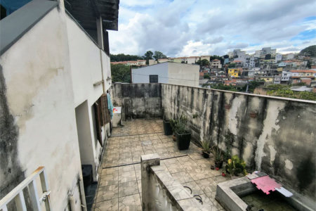 Casa Térrea à venda com 3 quartos em Rio Pequeno, São Paulo, SP