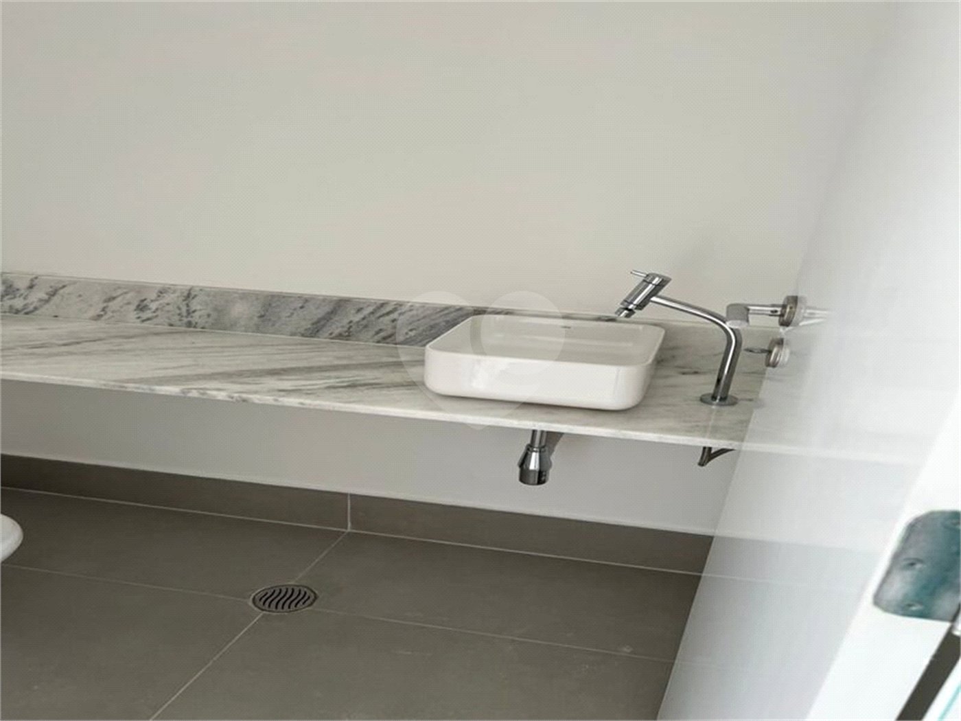 Apartamento à venda com 3 suítes em Campo Belo, São Paulo, SP