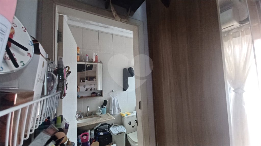 Casa à venda com 3 quartos, sendo 1 suíte, no condomínio Santanna, São Paulo - SP