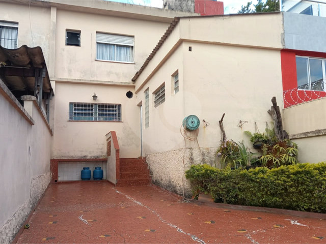 Sobrado à venda com 3 quartos, sendo 1 suíte,  em Jabaquara, São Paulo, SP