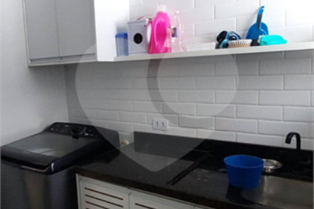 Casa à venda ou para alugar com 4 suítes no condomínio Figueira Garden, Atibaia - SP