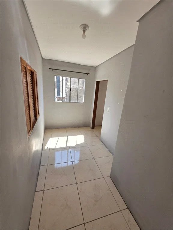 Sobrado à venda com 4 quartos, sendo 1 suíte, em Rio Pequeno, São Paulo, SP