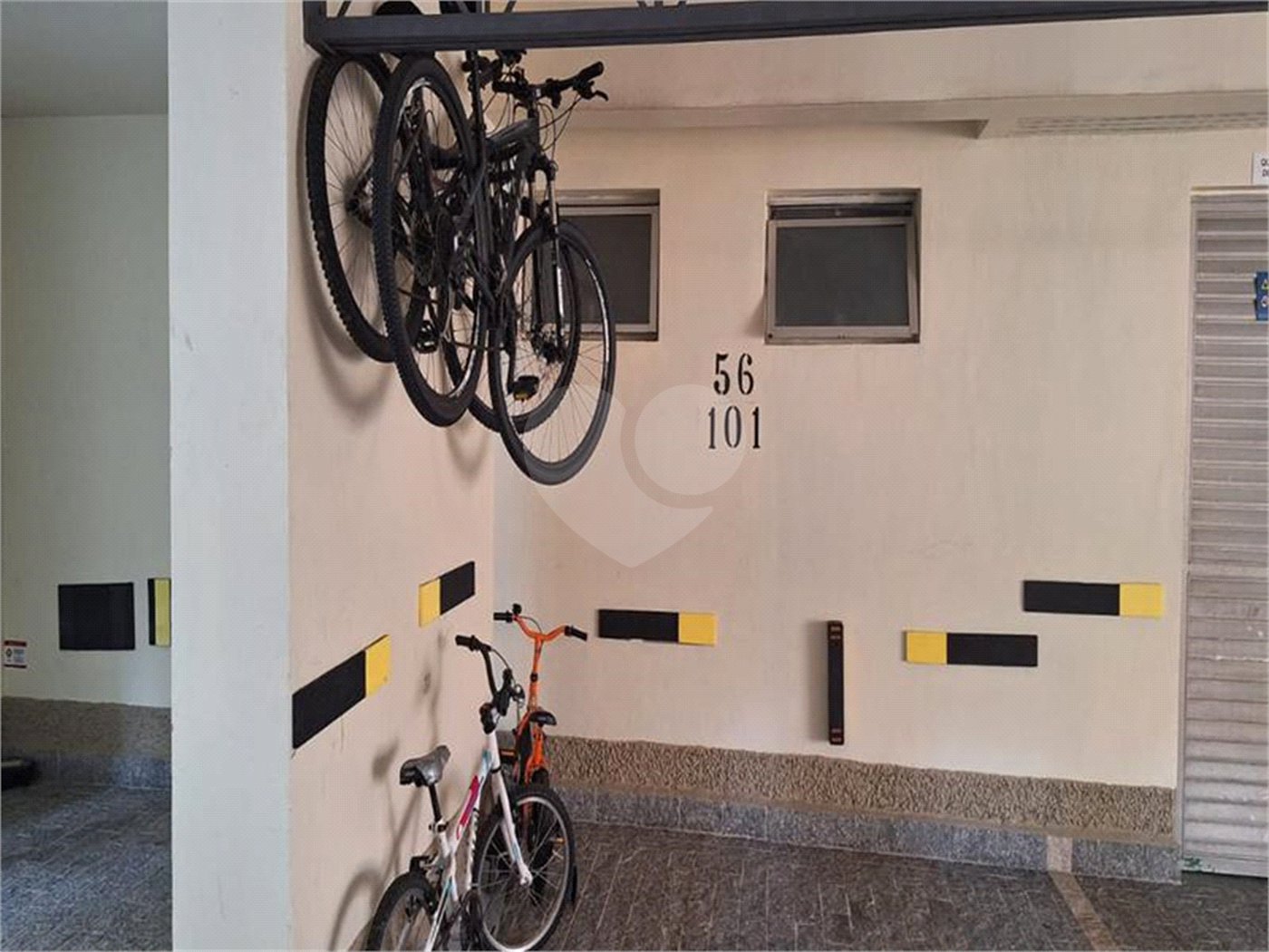 Apartamento à venda com 3 quartos, sendo 1 suíte, em Indianópolis, São Paulo, SP