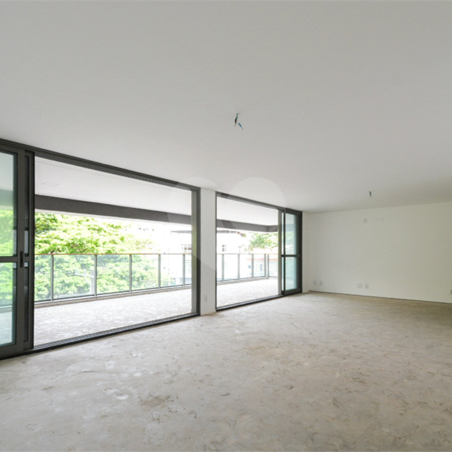 Apartamento à venda com 4 suítes em Sumaré, São Paulo, SP