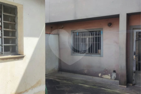 Sobrado à venda com 3 quartos, sendo 2 suítes,  em Vila Pires, Santo André, SP