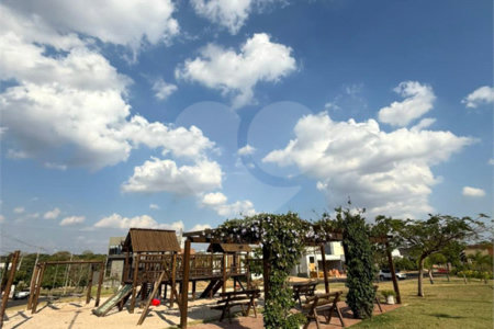 Casa à venda com 3 suítes no condomínio Village Damha III, Araraquara - SP