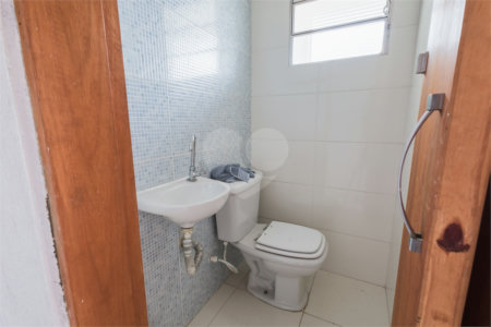Casa à venda com 3 quartos, sendo 2 suítes, em Jardim Santa Cecília, Guarulhos, SP