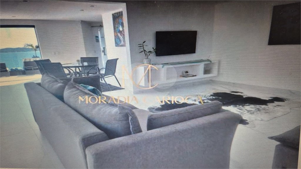 Casa à venda com 3 suítes em Ferradurinha, Armação dos Búzios, RJ