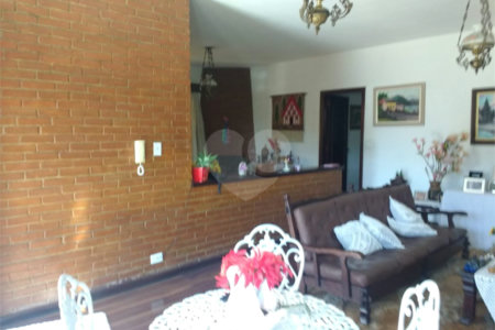 Casa para alugar no Centro, Poá, SP