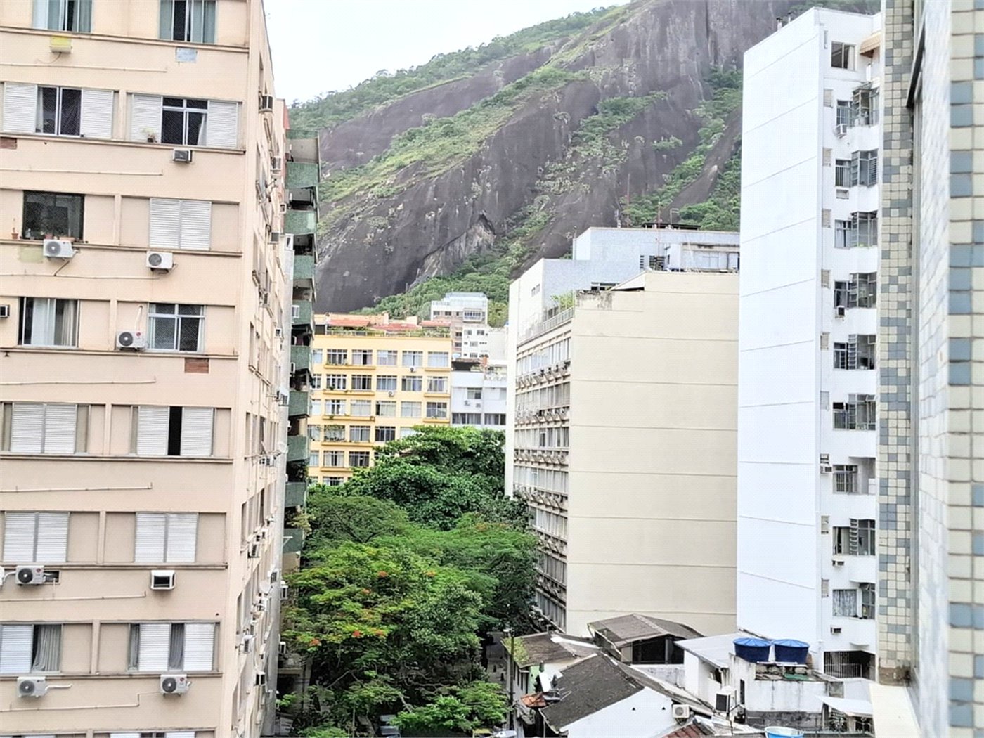 Apartamento à venda com 2 quartos em Copacabana, Rio de Janeiro, RJ