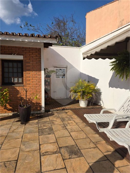 Casa à venda com 3 quartos, sendo 1 suíte, no condomínio Estância Marambaia, Vinhedo - SP
