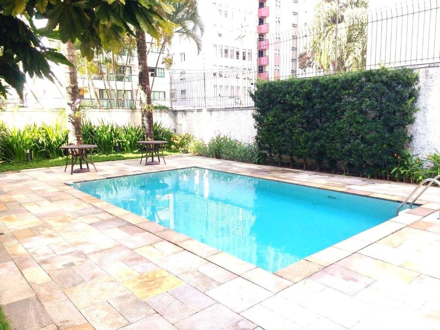 Apartamento à venda com 3 suítes em Aclimação, São Paulo, SP