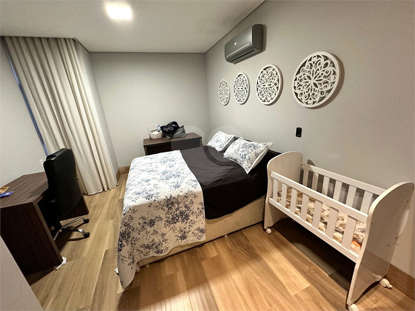 Casa à venda com 3 suítes no condomínio Residencial Florais Itália, Cuiabá - MT