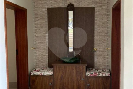 Casa à venda com 2 suítes no condomínio Residencial Vale das Laranjeiras, Indaiatuba - SP